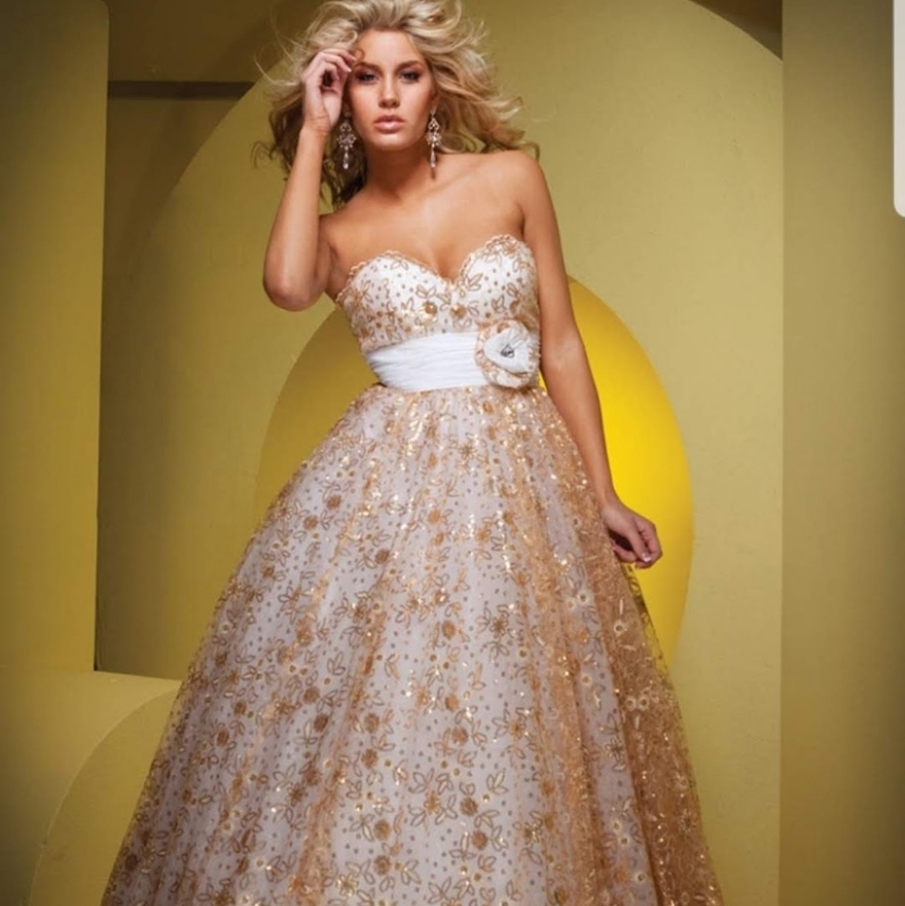Ballroom gown